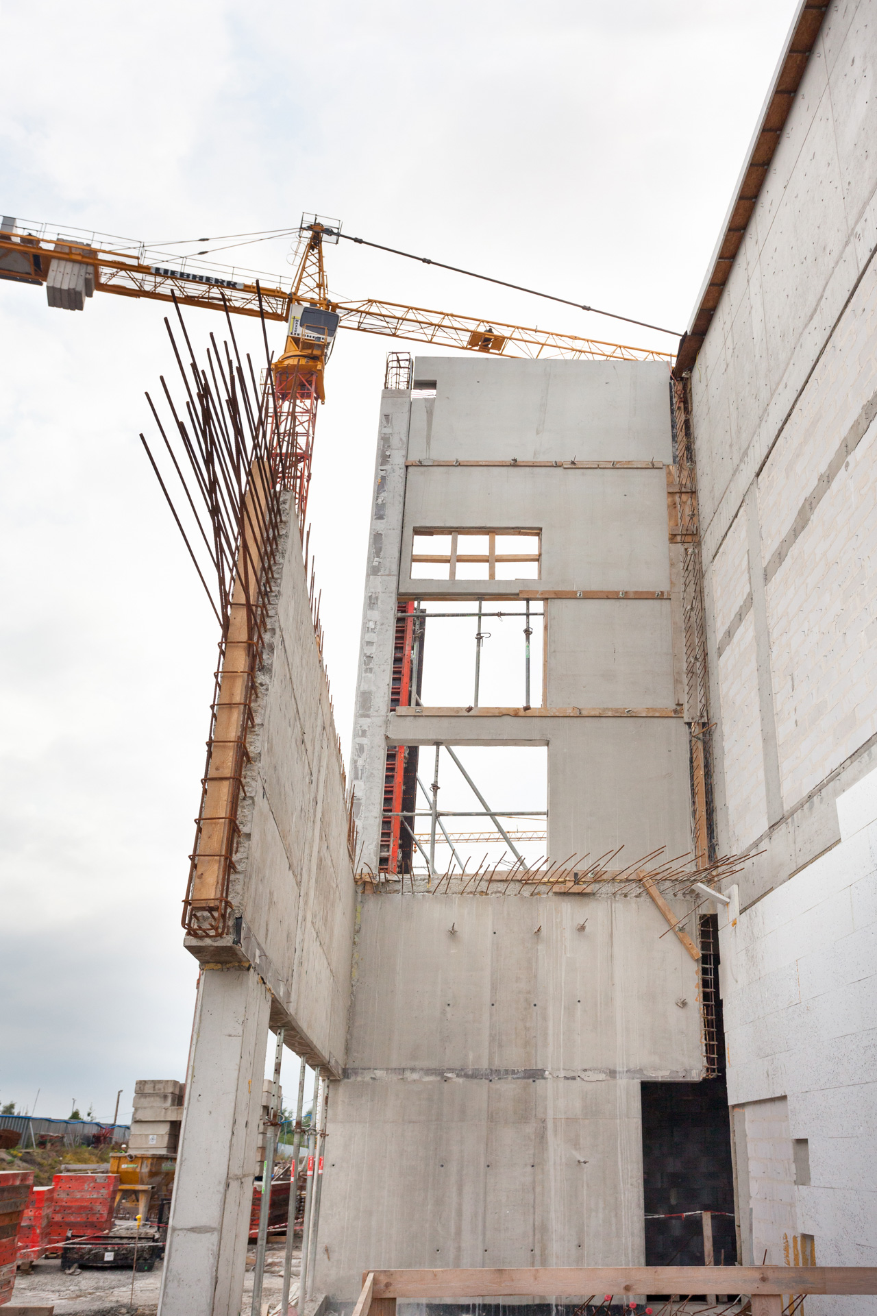 Rozbudowa centrum usługowo-handlowego w Tychach – z zastosowaniem ścian zespolonych
