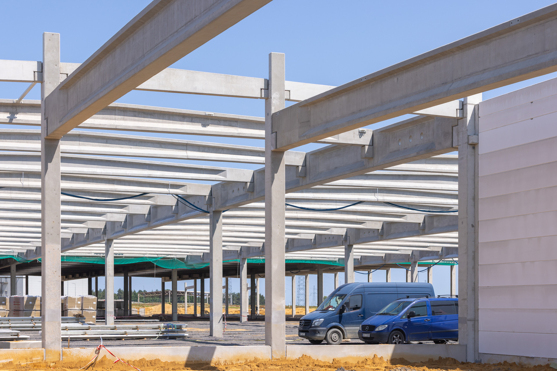 Hala przemysłowa Wykroty