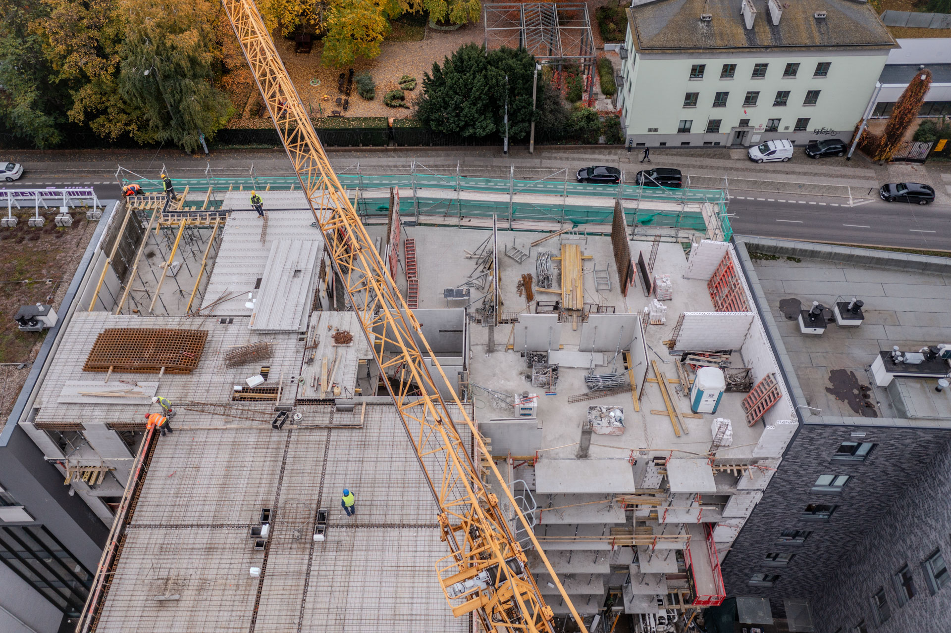 Budynek mieszkalno-usługowy z wykorzystaniem prefabrykatów betonowych