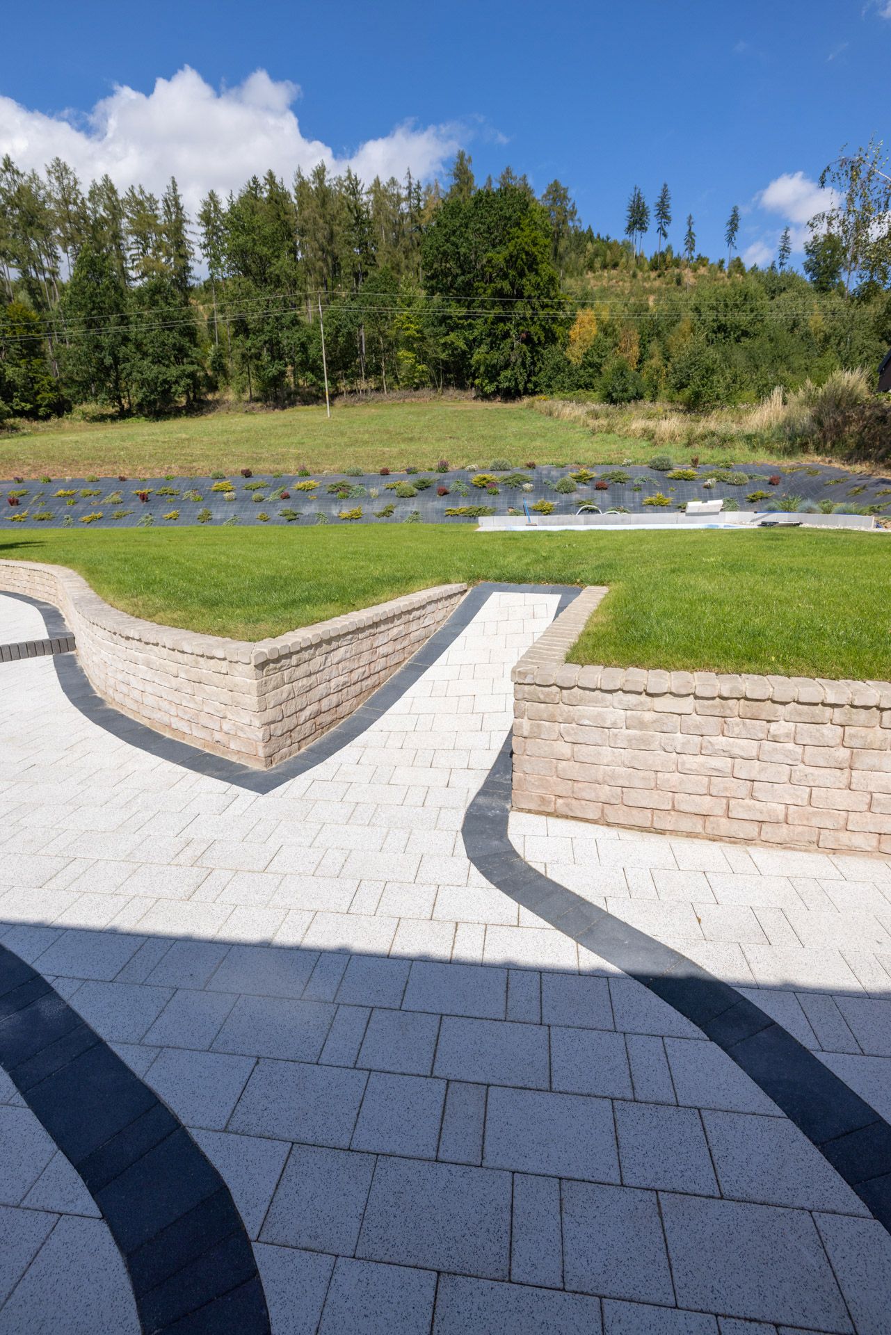 Ścieżka z kostki brukowej Elementos