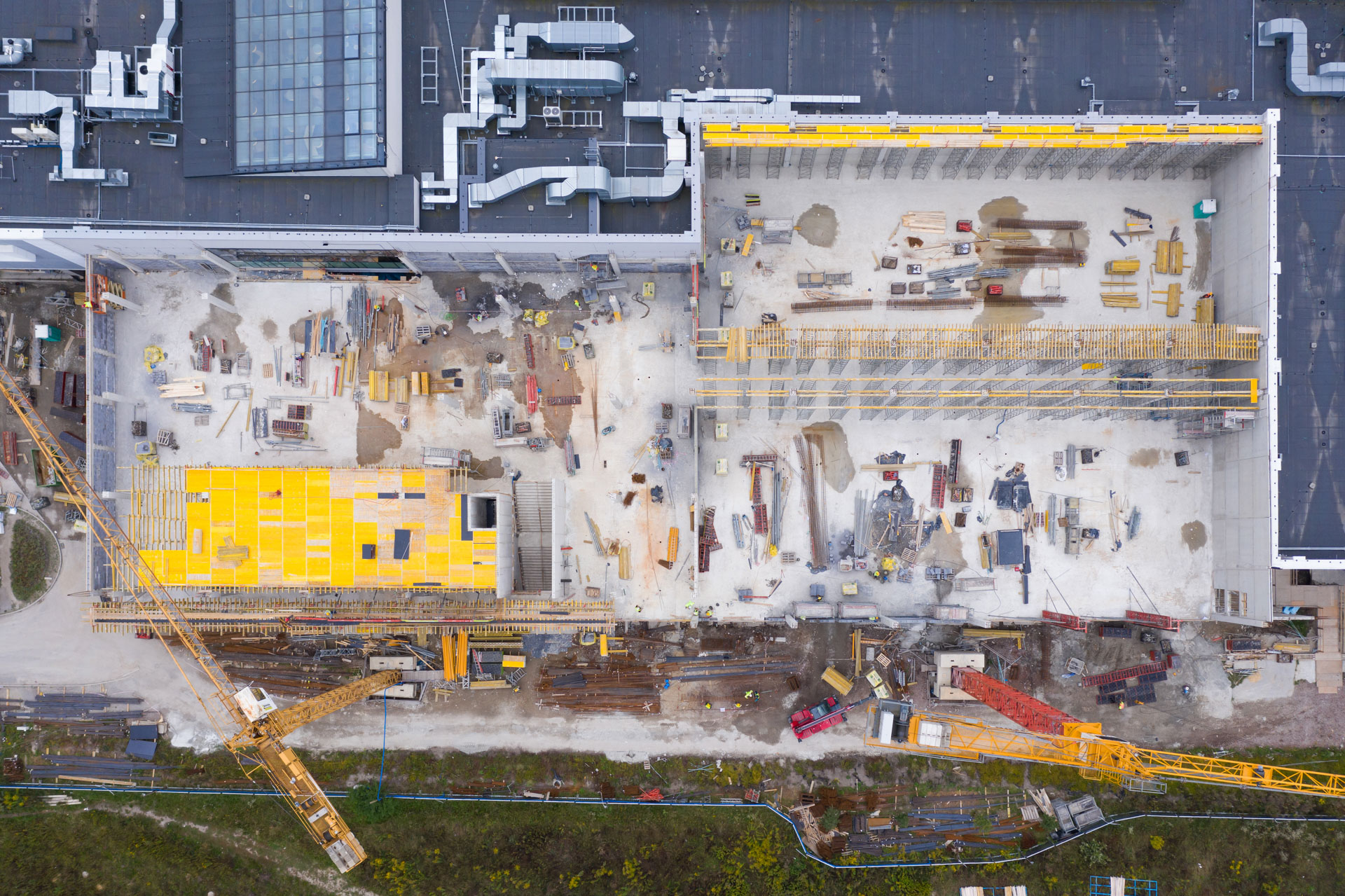 Rozbudowa centrum usługowo-handlowego w Tychach – z zastosowaniem ścian zespolonych