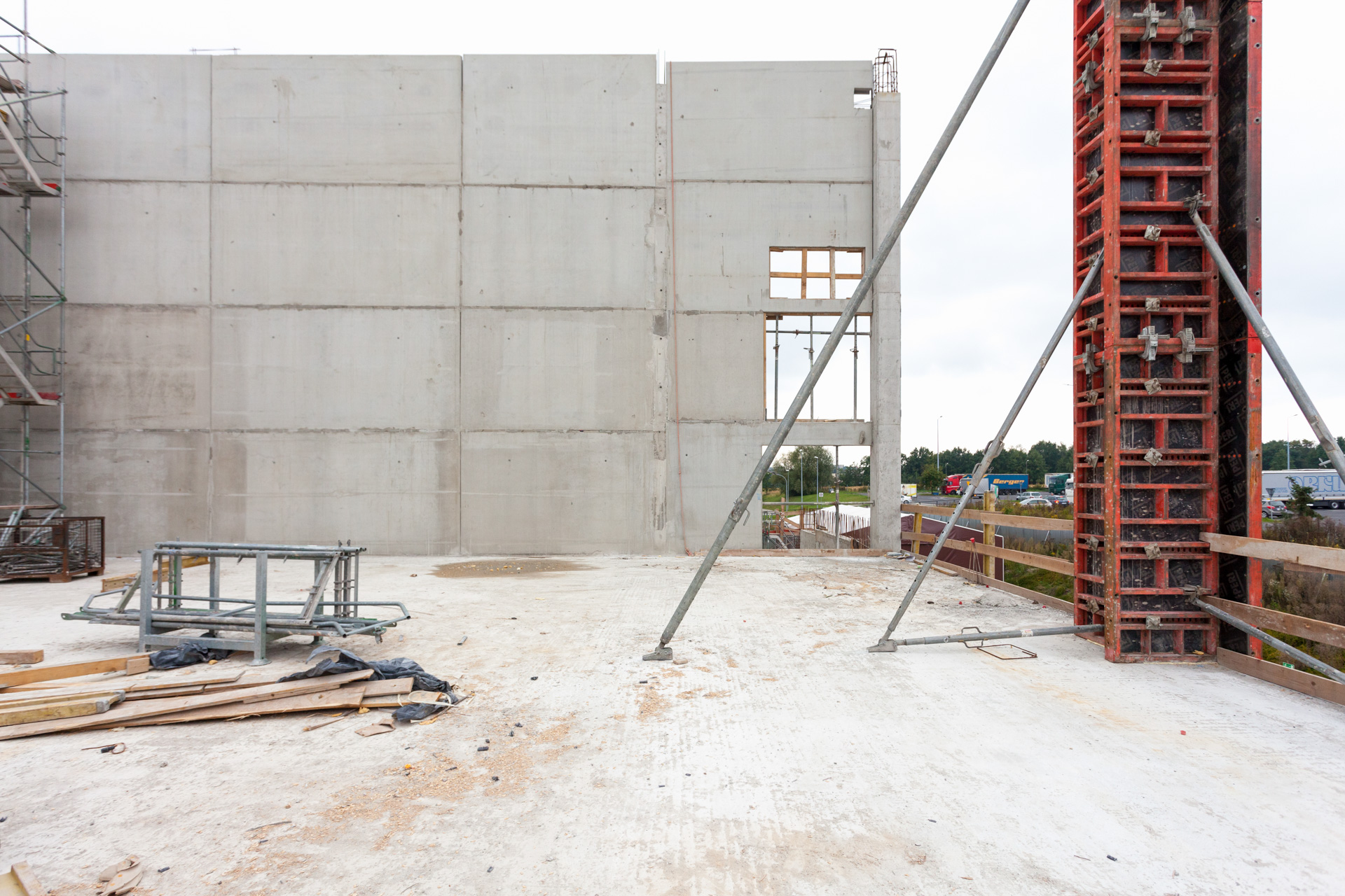 Rozbudowa centrum usługowo-handlowego w Tychach – z zastosowaniem ścian zespolonych