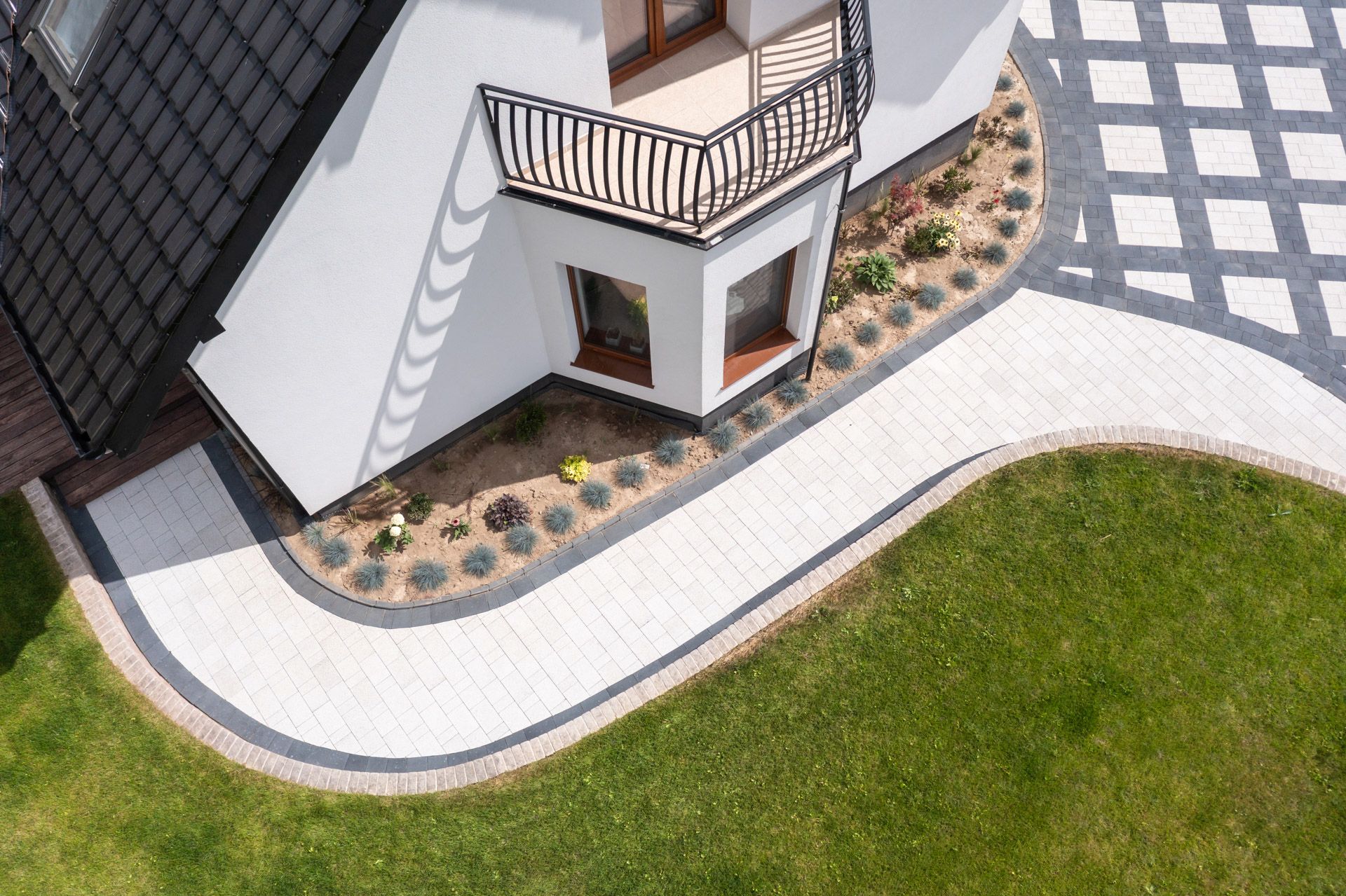 Ścieżka z kostki brukowej Elementos